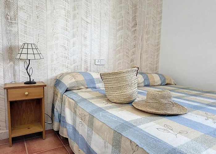 Roca Fornells, Comodo F105 * Fornells (Menorca)