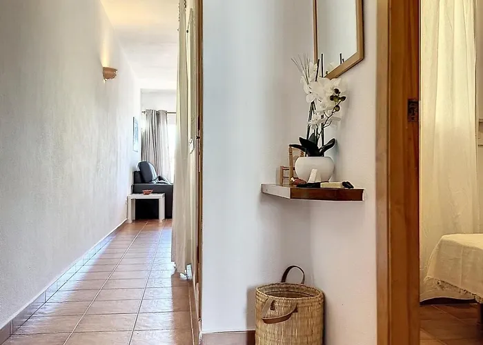 Apartment Roca Fornells, Comodo F105