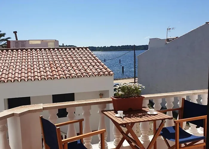 Roca Fornells, Comodo F105 Fornells (Menorca)