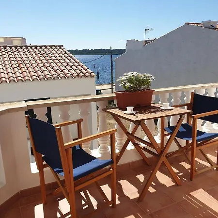 Apartamento F105 - Dos Dormitorios, Terraza Y A/c En