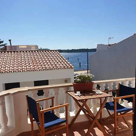 F105 - Dos Dormitorios, Terraza Y A/c En Fornells (Menorca)